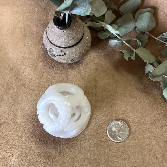 White Jade Sphere Carving - Picture 3 of 5
